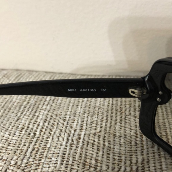 🌺🌺CHANEL SUN GLASSES AUTHENTIC WITH BOX - Picture 8 of 9